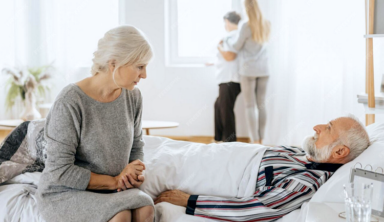 Průvodce domácí péčí. Nový projekt portálu i60 s praktickými radami odborníků i samotných pečujících