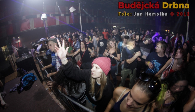 FOTOREPORT: Gerbera se otřásala v základech