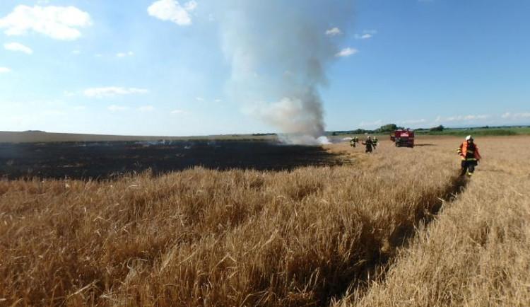 Včerejší včasné zásahy hasičů u požárů uchránily hodnoty za více než 16 milionů korun