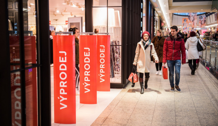 Black Friday se blíží. Do akce se zapojí až dvě třetiny obchodů