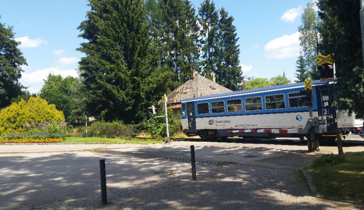 V Královéhradeckém kraji by mohly vlaky provozovat České dráhy a GW Train