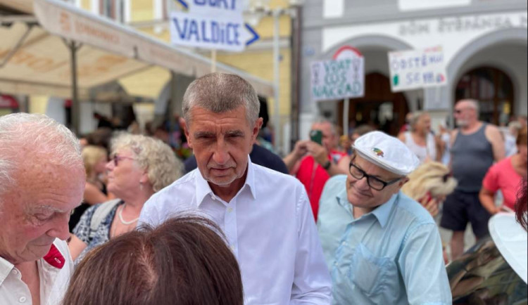 Zakázali mi vstup na výstavu Země živitelka, řekl Babiš. Není to pravda, pustil se do něj ministr zemědělství