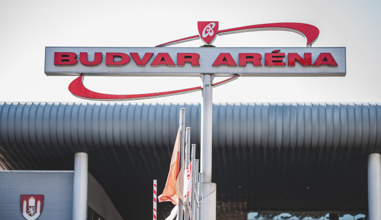 Budějce nabízí provoz občerstvení. Jedno v Budvar aréně, druhé u jezu