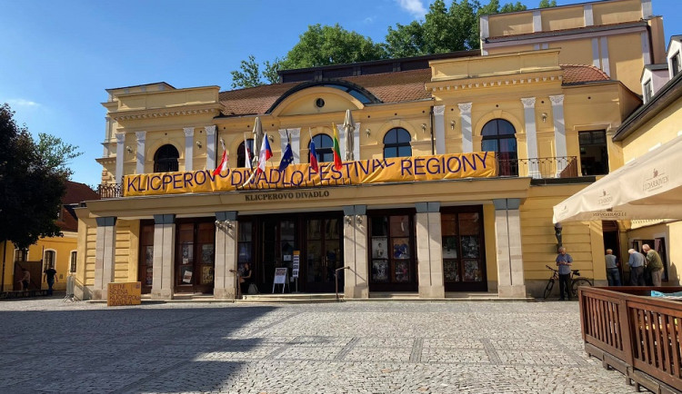 Divadelní festival, Ledecká lávka nebo jarmark. Kam vyrazit o víkendu v Královéhradeckém kraji?