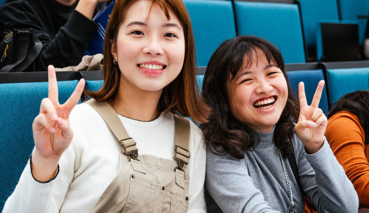 Zájem o Ostravskou univerzitu roste, přihlášek je zatím o 28 procent více.