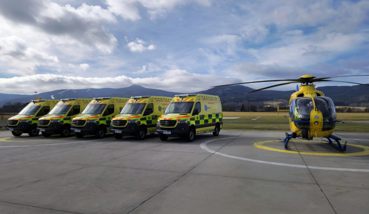 Po Libereckém kraji se rozjely nové záchranářské vozy. Přibylo jich deset