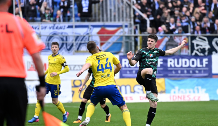 Fotbalisté Ostravy zvítězili ve Zlíně 1:0 a v lize se udrželi na pátém místě.