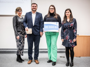 Doučování i tréninkový byt pro mladé. Nadační fond Albert rozdělil v kraji půl milionu korun