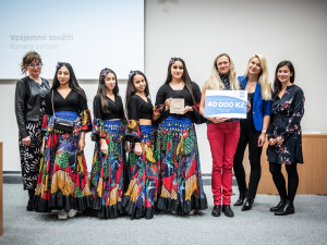 Doučování i tréninkový byt pro mladé. Nadační fond Albert rozdělil v kraji půl milionu korun