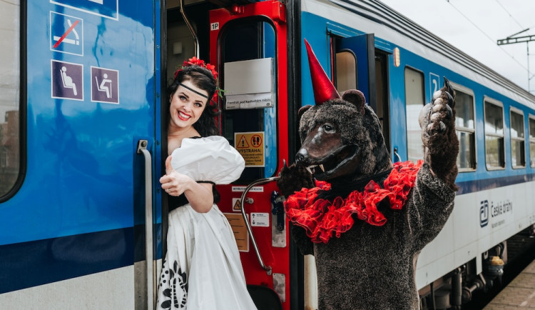 Do Ostravy pojedou speciální operní vlaky. Za Smetanou po kolejích.