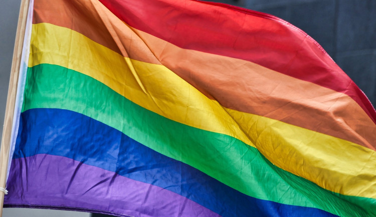 Do ulic Brna se po letech vrátí duhový průvod. Doplní jej týden plný akcí spojených s queer tématikou