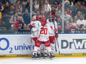 Finále hokejové extraligy se přesouvá do Třince, Oceláři budou už bez Marinčina