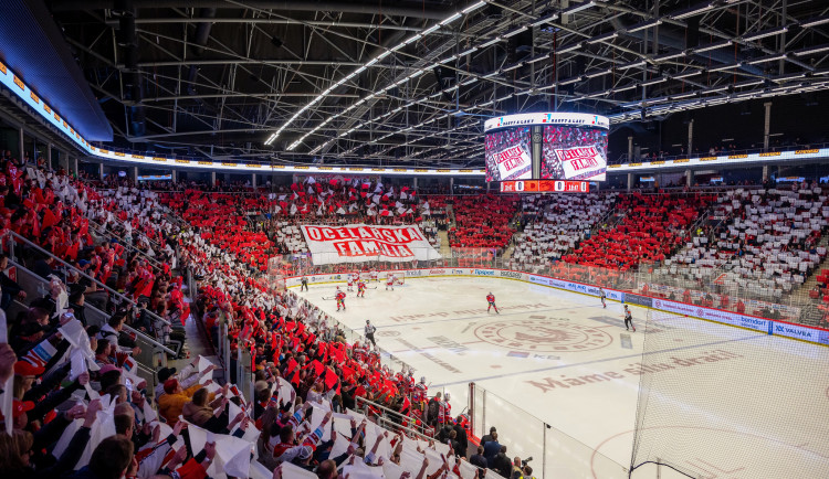 Hokejisté Třince porazili Pardubice 4:3 a ve finále vedou 2:1 na zápasy.