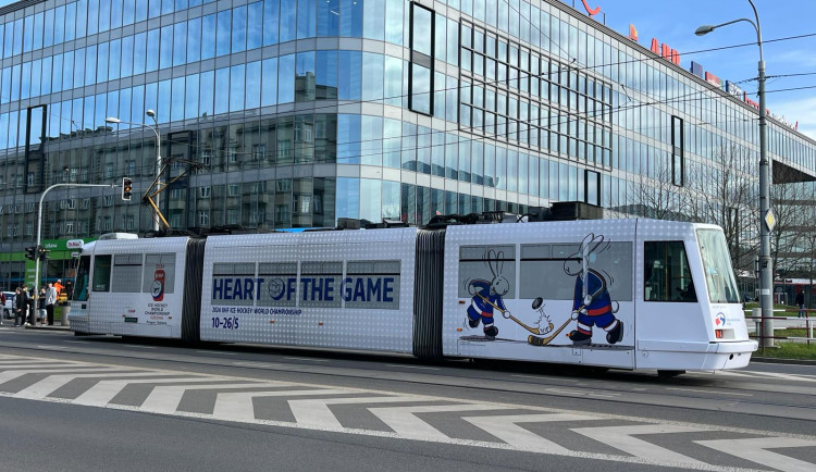 Hokejové mistrovství světa se blíží, dopravní podnik chystá nejenom linku X