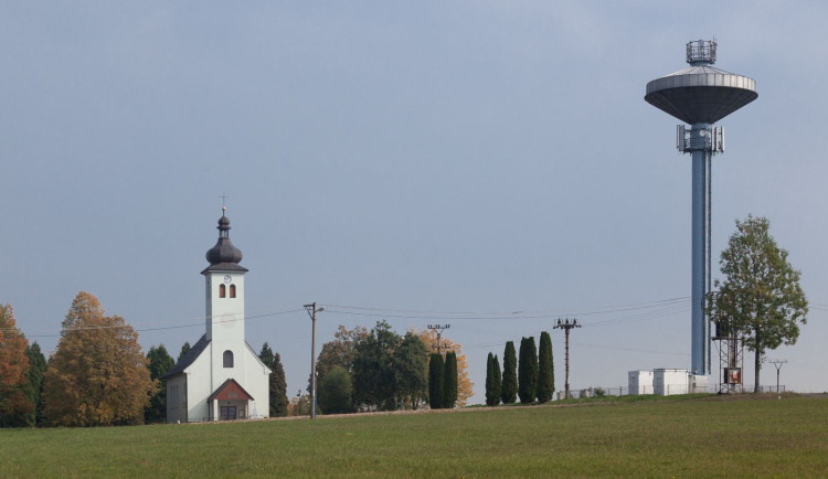 Začala komplexní sanace vodojemu Červený kámen na Novojičínsku za 28 milionů korun