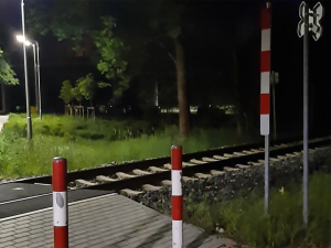 Hrdinská záchrana u Nového Jičína: pro sebevraha vběhli policisté před přijíždějící vlak