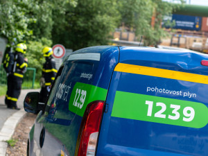 V Havířově-Šumbarku došlo k poškození plynového potrubí. Hasiči evakuovali desítky lidí a okolí uzavřeli