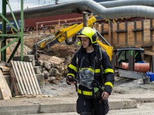 V Havířově-Šumbarku došlo k poškození plynového potrubí. Hasiči evakuovali desítky lidí a okolí uzavřeli