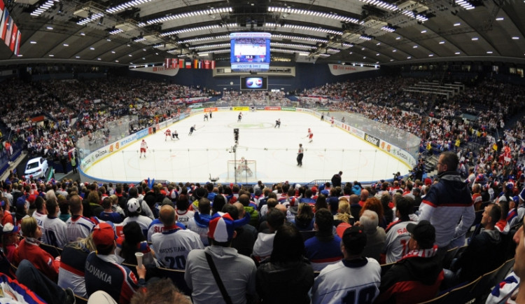 Ostrava se loučí s hokejovým šampionátem, úspěšnou štafetu přebírá Praha.