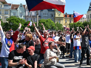 FOTOGALERIE: Češi! Ještě jeden! Masarykovo náměstí v Ostravě zářilo radostí