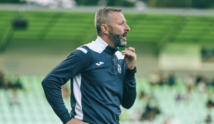 Musíme si na ně dát velký pozor. Karvinou dnes čeká boj o ligovou příslušnost s Vyškovem.