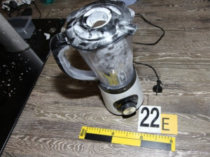 Policie dopadla další vařiče pervitinu. Obviněno je 10 osob.