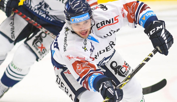 Za hokejisty Vítkovic už nebude hrát americký obránce Raskob.