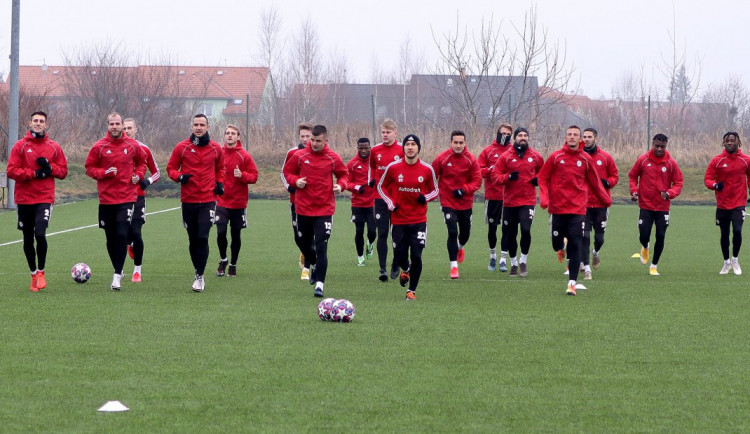 Fotbalisté Budějovic stále čekají na své výplaty, možná tak nezahájí ani letní přípravu