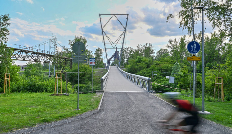 V Moravskoslezském kraji vznikají další cyklostezky, kraj na ně přispívá