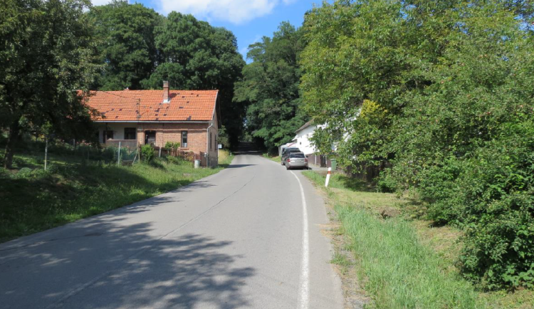 V Kujavách na Novojičínsku zemřel cyklista. Okolnosti jsou zatím neznámé, policisté hledají případné svědky