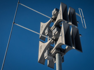 Ostrava koupila dobrovolným hasičům přilby za více než 2,5 milionu korun. Ochrání před ohněm i chemikáliemi