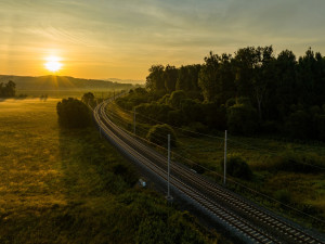 Do Polska rychleji a bezpečněji. Správa železnic otevřela modernizovaný úsek železnice na Karvinsku