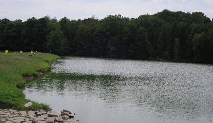 V některých moravskoslezských nádržích se zhoršila kvalita vody. Kvůli vedrům přibyly sinice