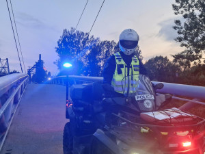 Policisté hledali ztracenou manželku a zabavovali drony, jinak se Colours of Ostrava problémům vyvarovaly