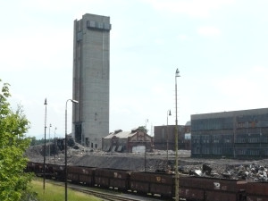 Věž Dolu Lazy půjde dolů. Obdobně padla Dukla v roce 2008