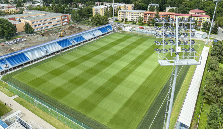 Za pět minut dvanáct, opravený prostějovský stadion dostal licenci. Fotbalisté dnes odehrají první zápas