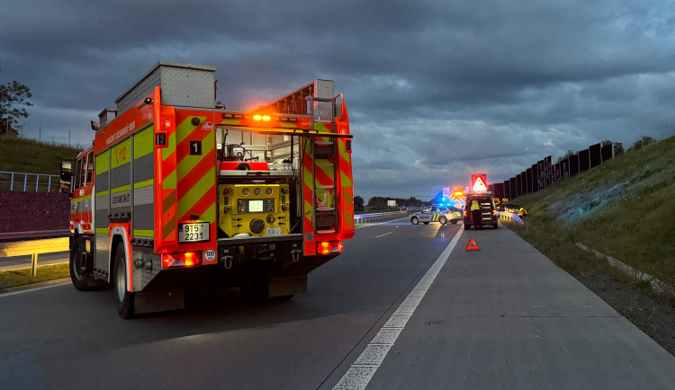 Ranní nehoda na Novojičínsku uzavřela provoz na dálnici D48