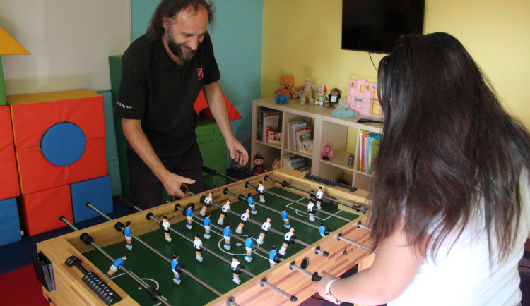 I děti z nízkopříjmových rodin si zaslouží léto plné zábavy. Sociální pracovnici z Krnova je proto berou na výlety