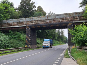 Most u Ludgeřovic na Opavsku půjde k zemi. Silničáři se připravují na pondělní demolici