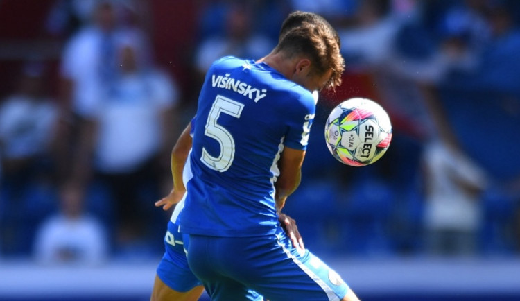 Slovan nezvládl zápas v Ostravě. Baník zvítězil 2:0.