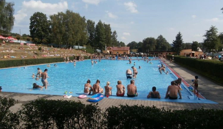 Na východě Česka dnes padaly teplotní rekordy, ve Strážnici bylo 34,3 stupně.