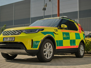 Záchranná služba rozšířila vozový park. Land-Rovery budou sloužit především lékařům