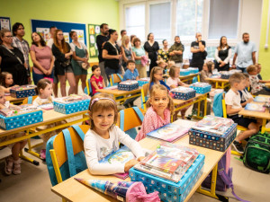 Zaměřeno na čtenářskou gramotnost. Ostrava si pro prvňáčky připravila speciální knihu z pera bílovecké autorky