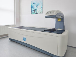 EUC nově otevřelo v Olomouci na Šibeníku denzitometrii. Změří hustotu vašich kostí