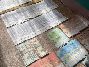 Přes pět milionů cigaret bez platné tabákové nálepky. Kriminalisté objasnili rozsáhlý případ