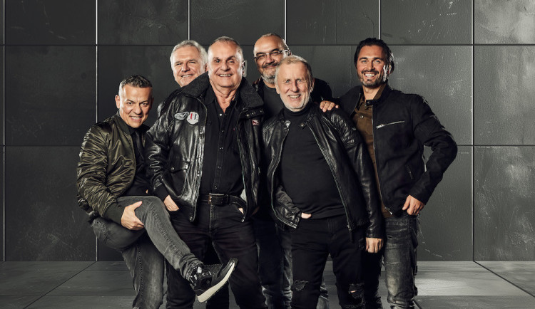 Elán po dlouhých 7 letech zahraje v Ostravě. S programem Elán 70 a jasným odkazem - oslavy pokračují