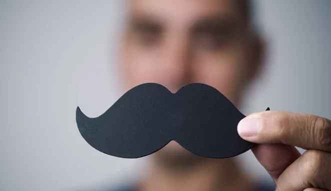 Turnovská nemocnice se připojila k Movemberu. Zve muže na preventivní odběr krve k vyšetření prostaty