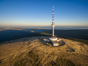 Zářijové povodně se negativně podepsaly také na návštěvnosti kraje. Mezi turisty stále bodují Beskydy