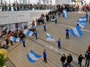 FOTO: Jedině Baník! Modrobílí obsadili obchodní centrum