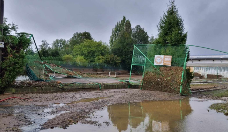 Povodeň ochromila činnost spolků v Krnově. Tenisový klub se bojí kolapsu, trápí se i skauti